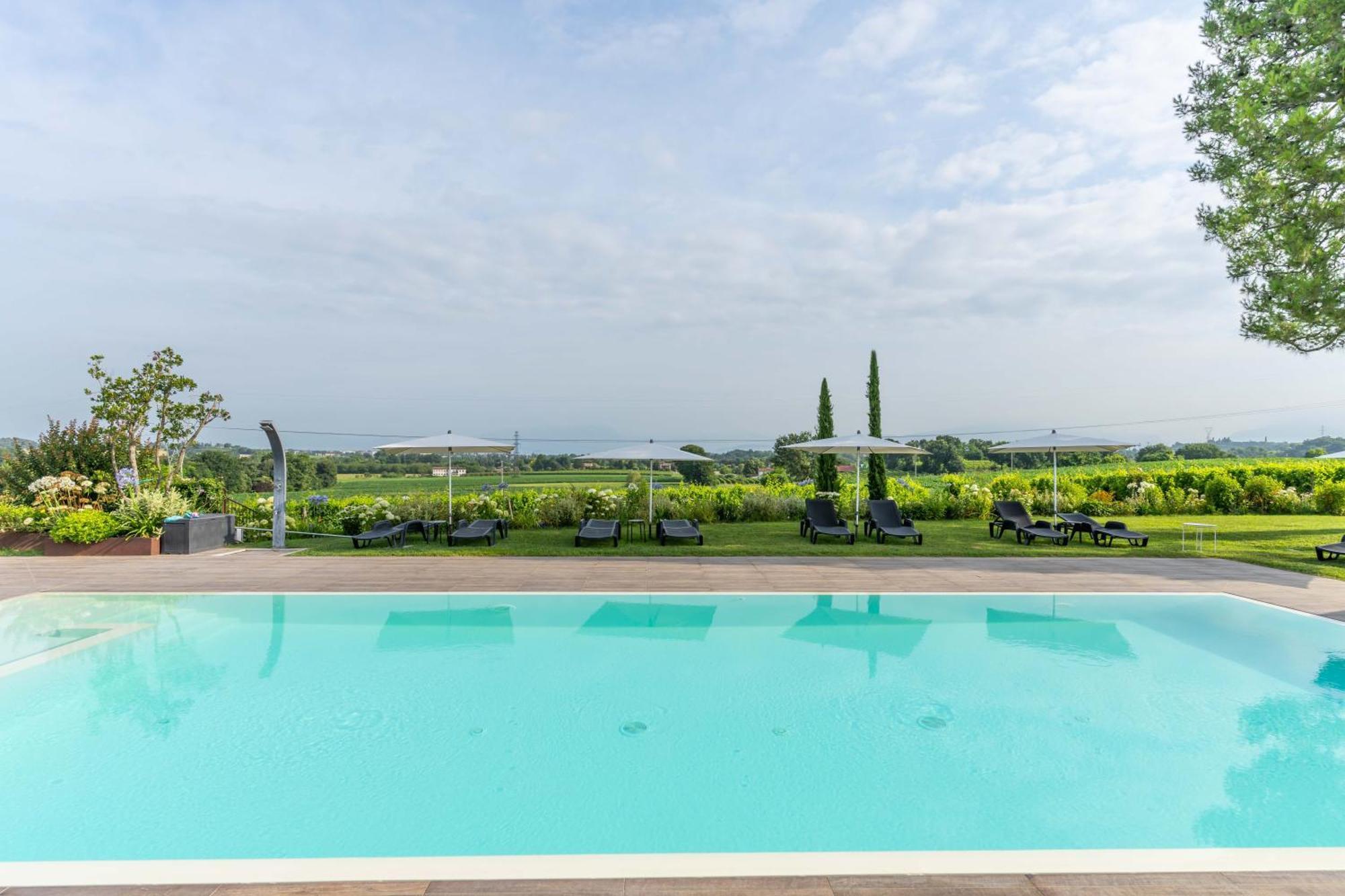 Agriturismo Colle Dei Pivi Ponti sul Mincio Exterior photo