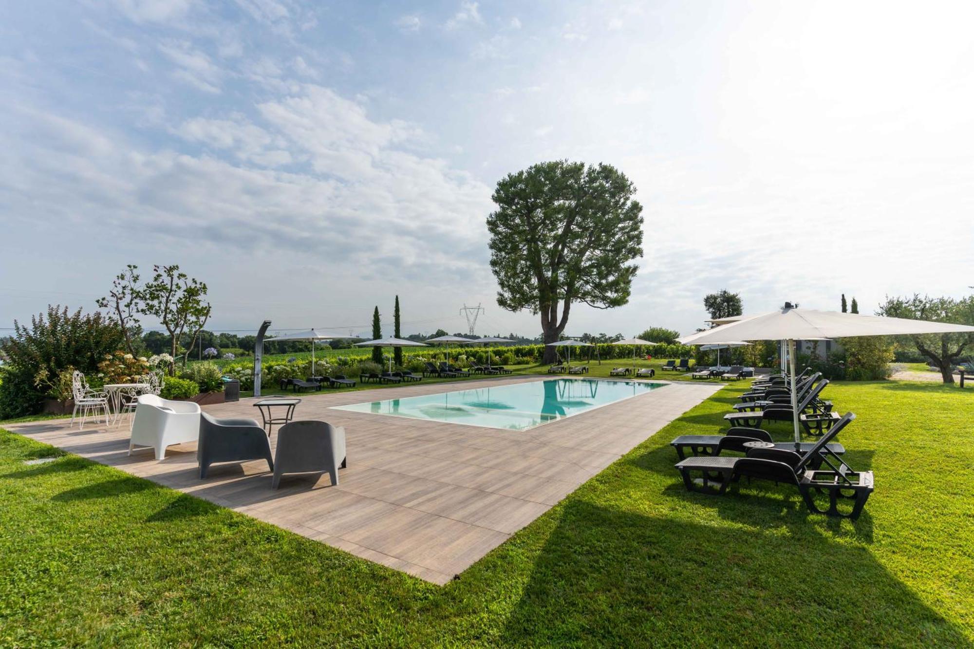 Agriturismo Colle Dei Pivi Ponti sul Mincio Exterior photo
