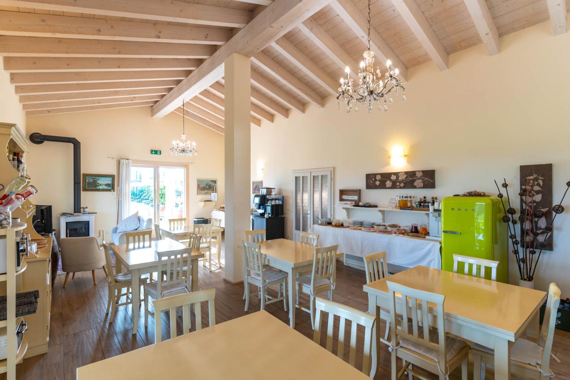 Agriturismo Colle Dei Pivi Ponti sul Mincio Exterior photo